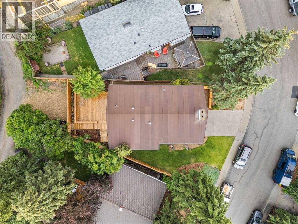 2724 Crawford Road Nw, Calgary, Alberta