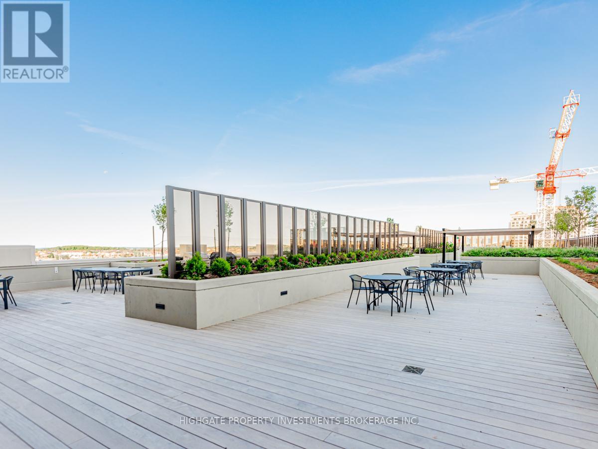 501 - 9085 Jane Street, Vaughan (concord), Ontario