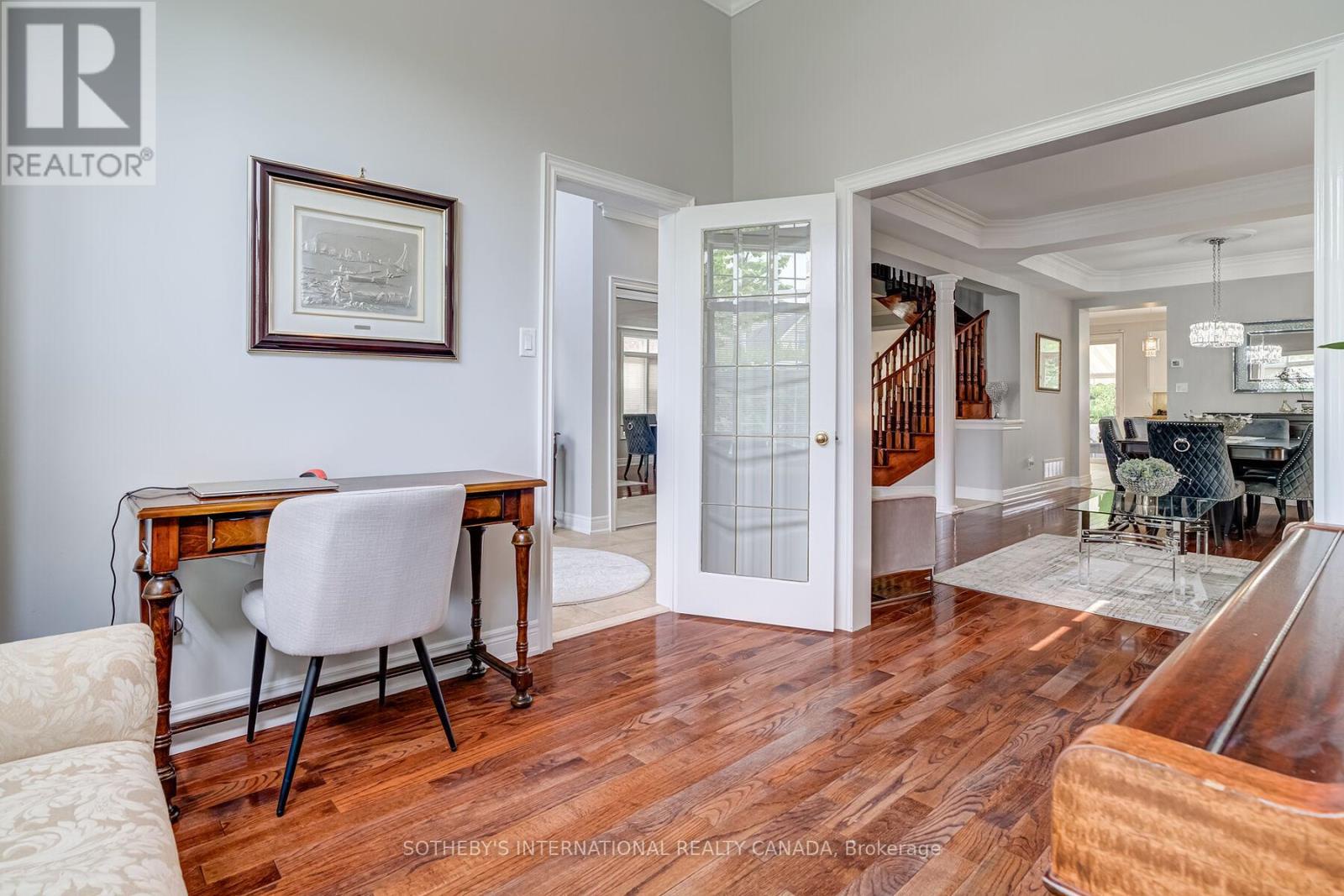 5 Xavier Court, Brampton (bram West), Ontario