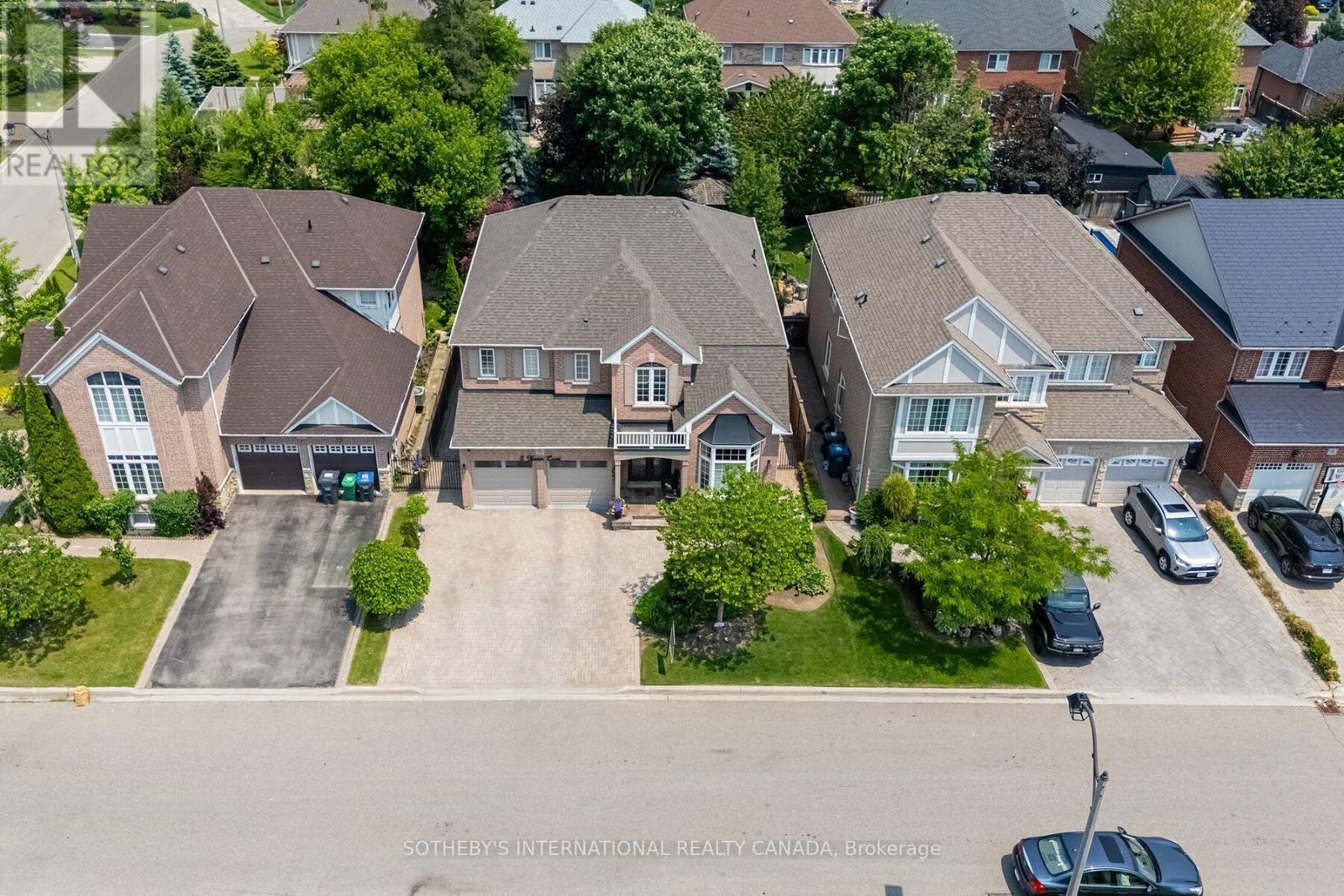 5 Xavier Court, Brampton (bram West), Ontario