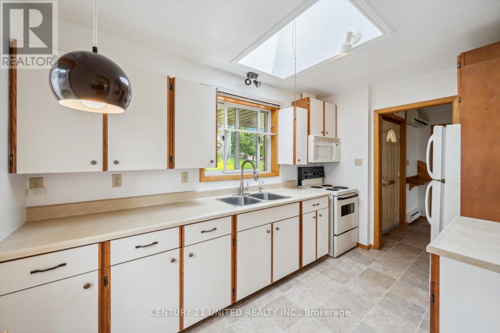 411 Highland Road, Peterborough (northcrest Ward 5), Ontario