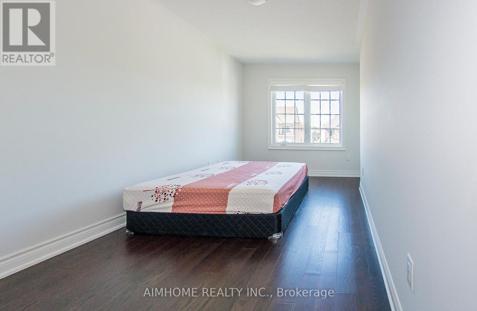 11 Kester Court, East Gwillimbury (sharon), Ontario