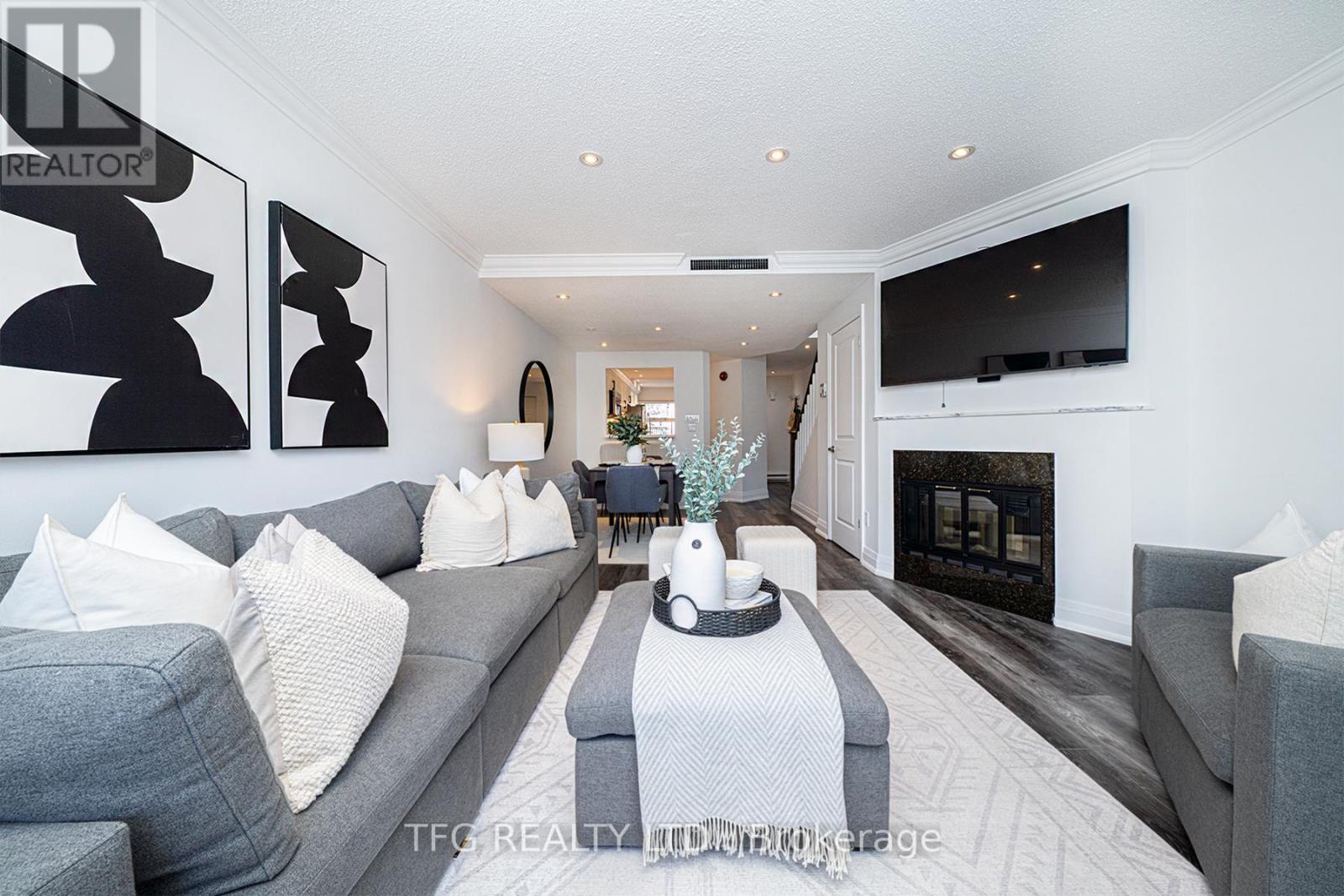 7 - 120 Glen Manor Drive, Toronto (the Beaches), Ontario