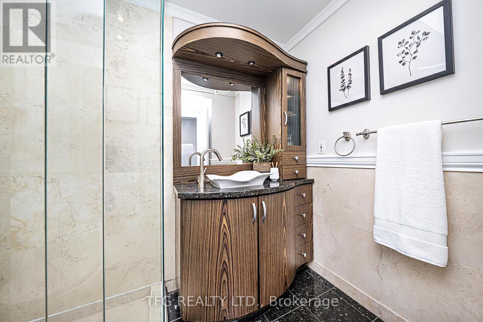 7 - 120 Glen Manor Drive, Toronto (the Beaches), Ontario