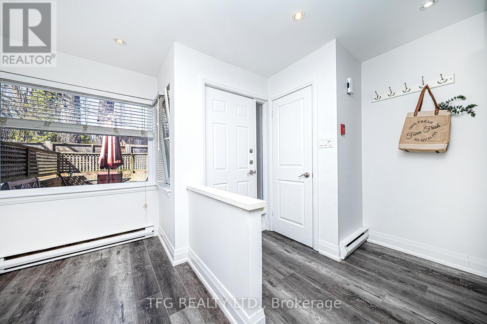 7 - 120 Glen Manor Drive, Toronto (the Beaches), Ontario