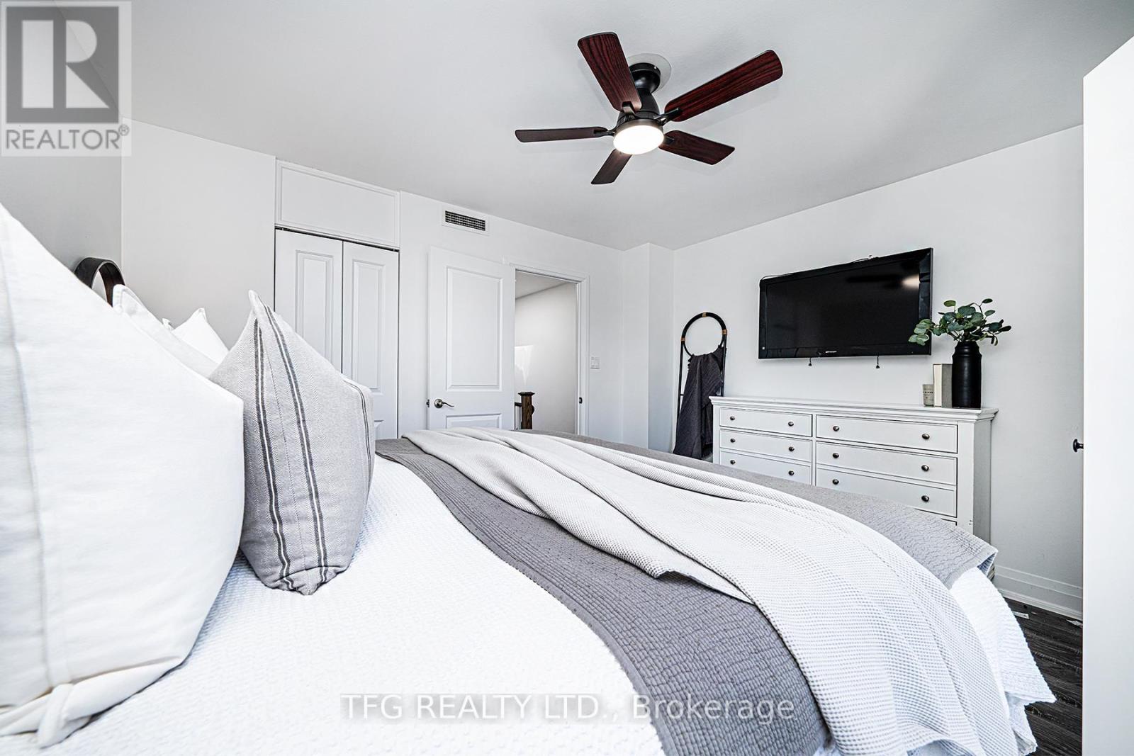 7 - 120 Glen Manor Drive, Toronto (the Beaches), Ontario