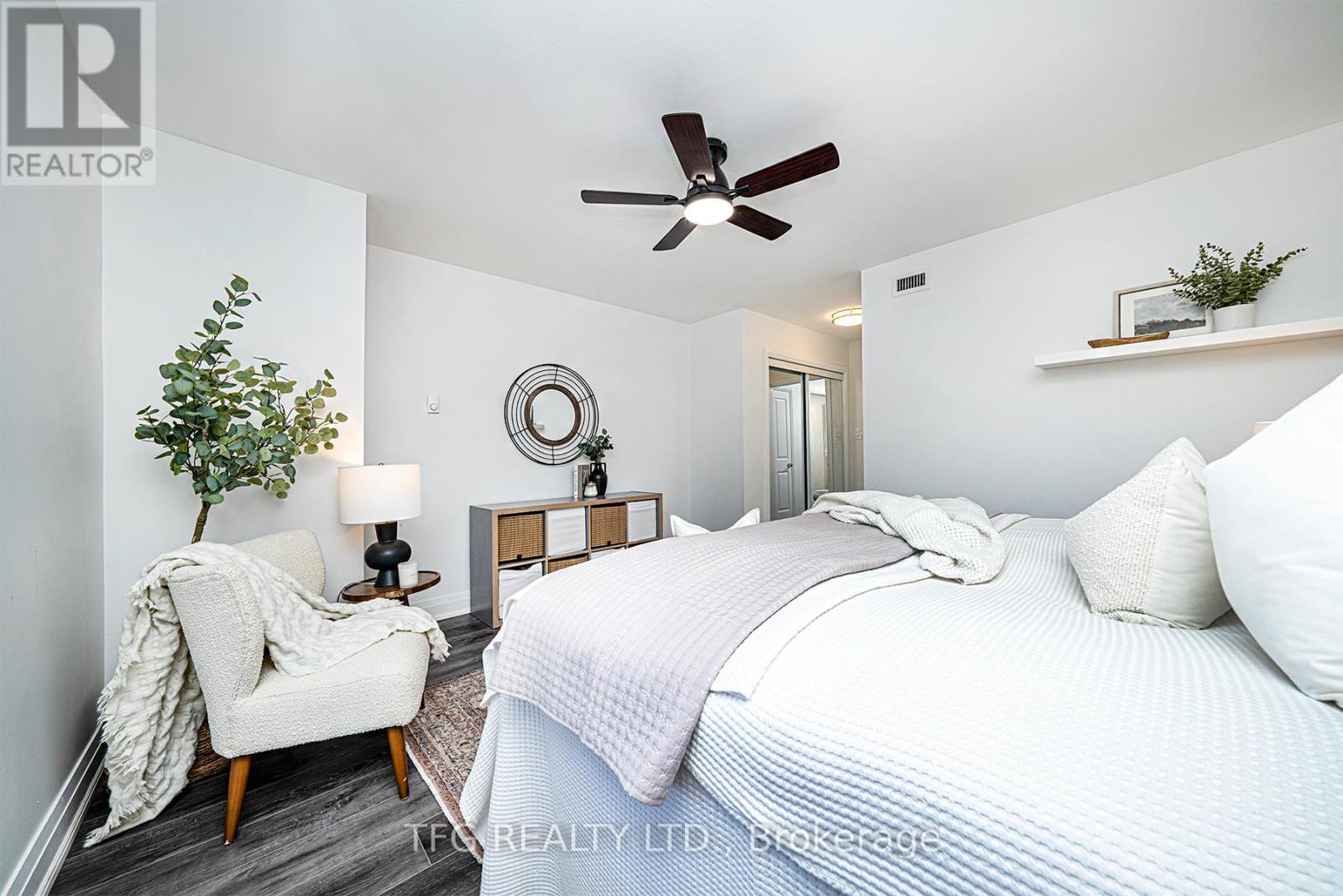 7 - 120 Glen Manor Drive, Toronto (the Beaches), Ontario