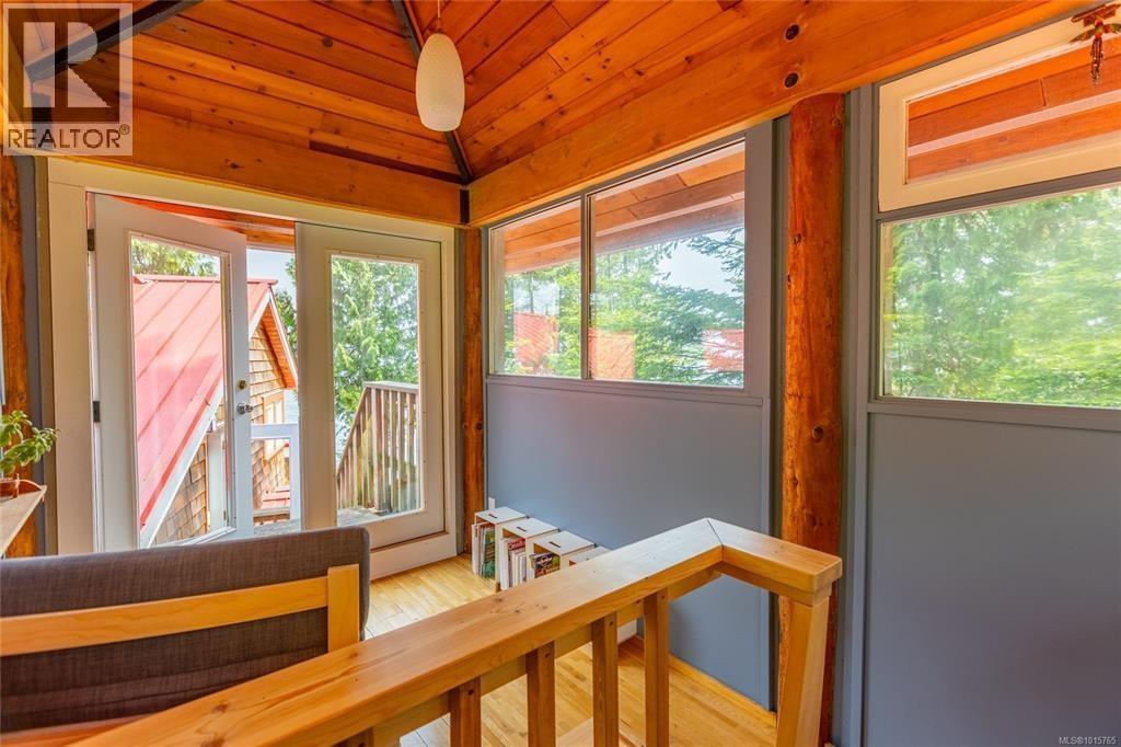 105 Island Park Drive, Other Islands, British Columbia