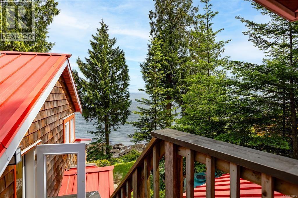 105 Island Park Drive, Other Islands, British Columbia