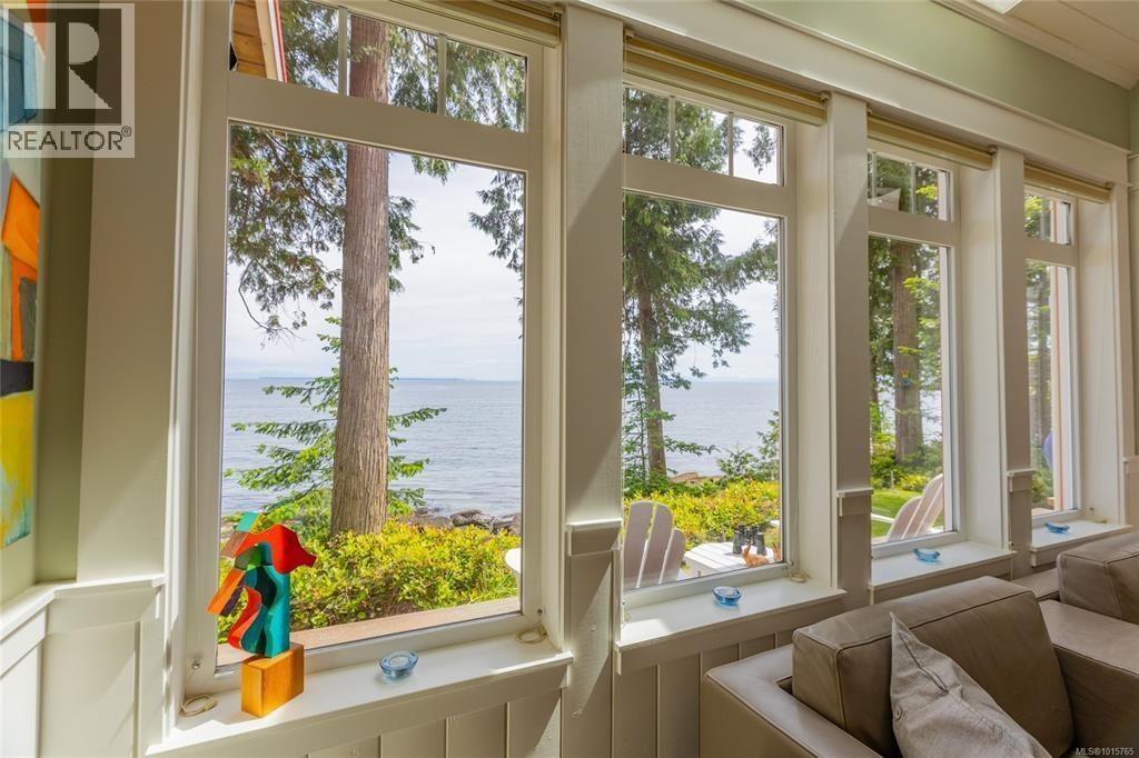 105 Island Park Drive, Other Islands, British Columbia