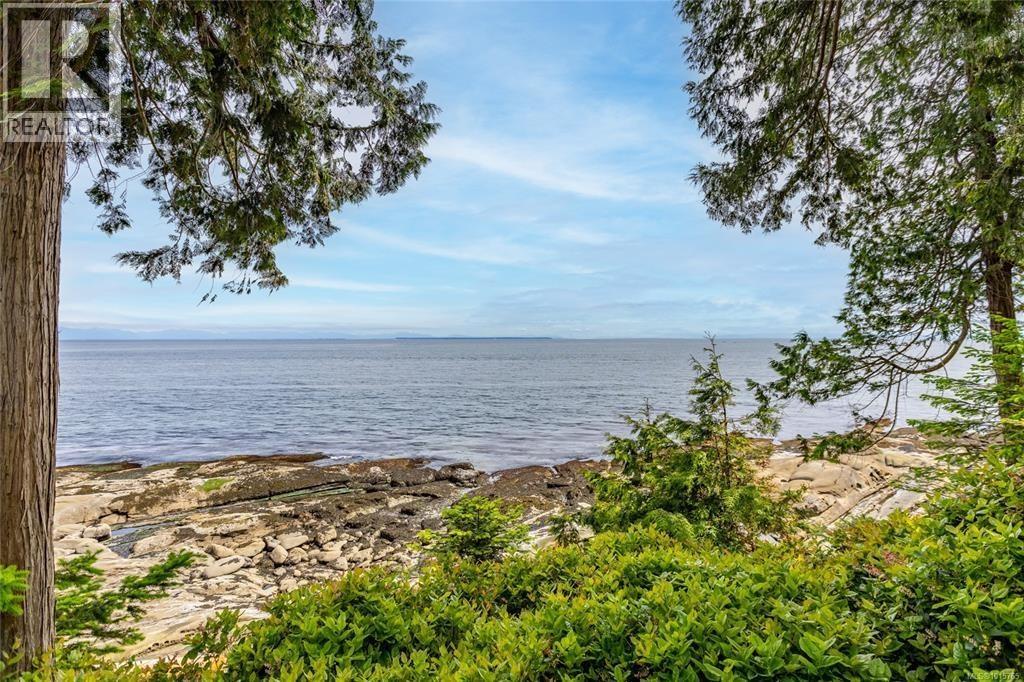 105 Island Park Drive, Other Islands, British Columbia