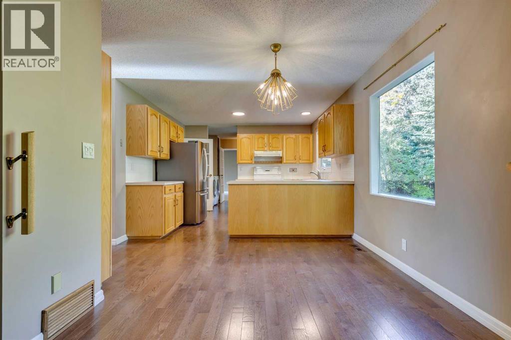 1257 Varsity Estates Road Nw, Calgary, Alberta