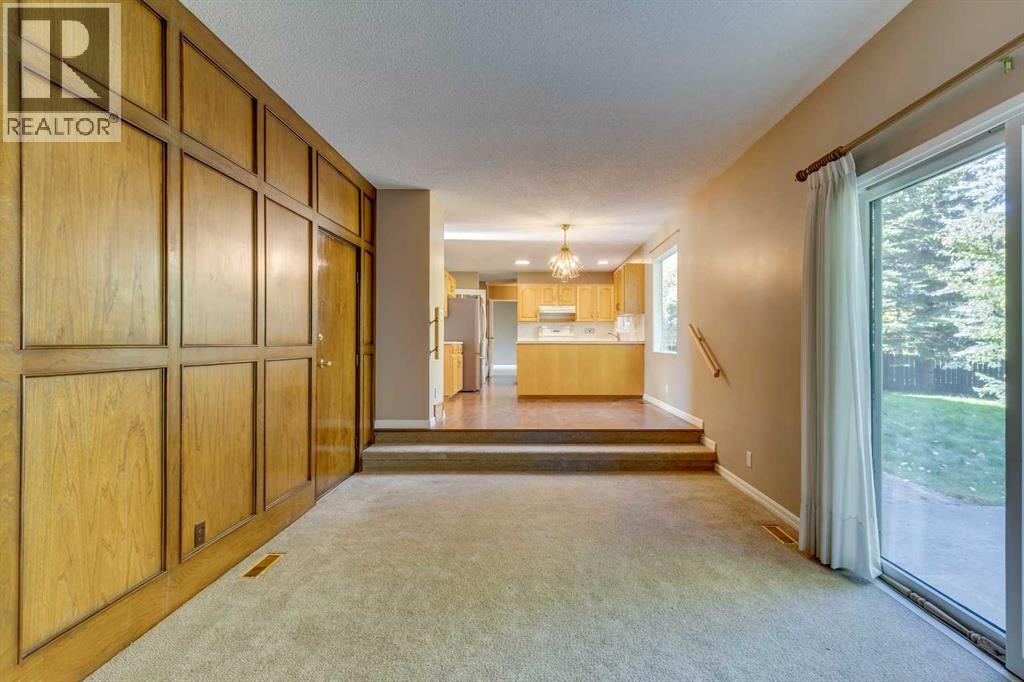 1257 Varsity Estates Road Nw, Calgary, Alberta