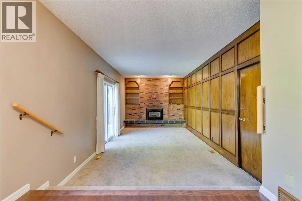 1257 Varsity Estates Road Nw, Calgary, Alberta