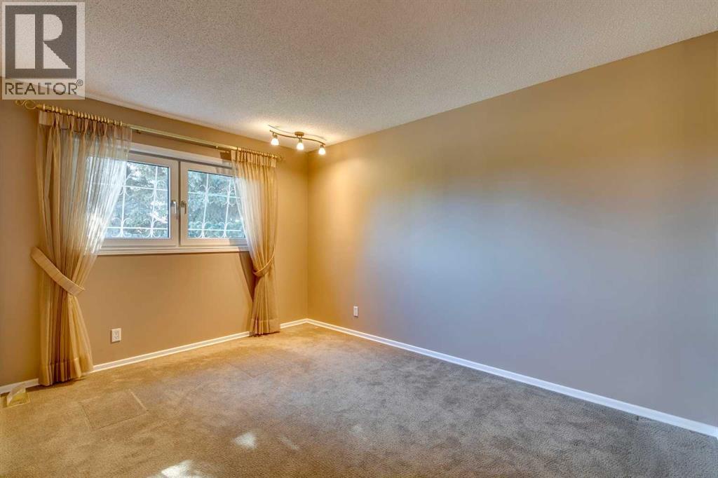 1257 Varsity Estates Road Nw, Calgary, Alberta