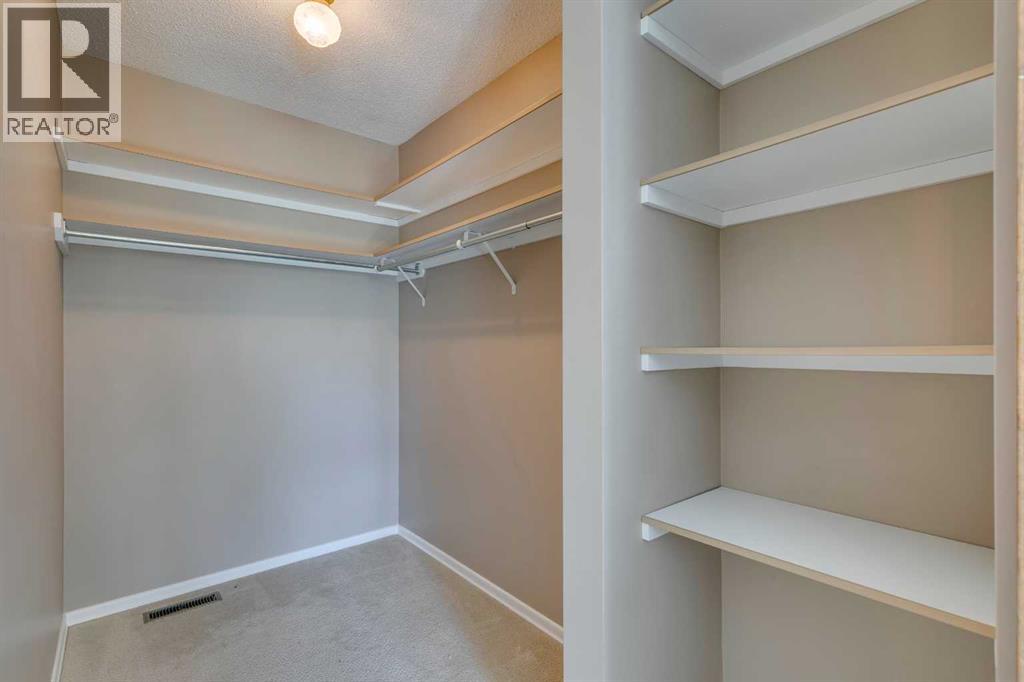 1257 Varsity Estates Road Nw, Calgary, Alberta