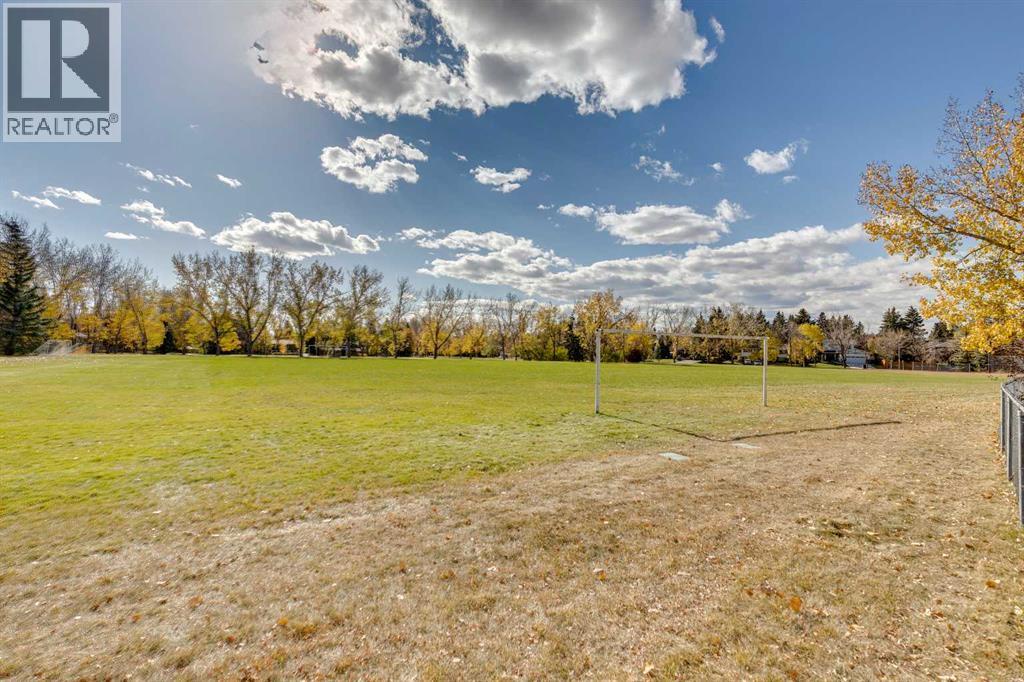 1257 Varsity Estates Road Nw, Calgary, Alberta