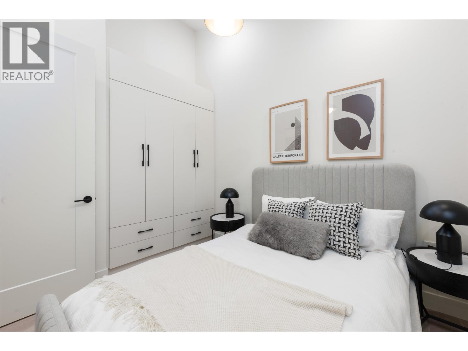 1 65 E King Edward Avenue, Vancouver, British Columbia