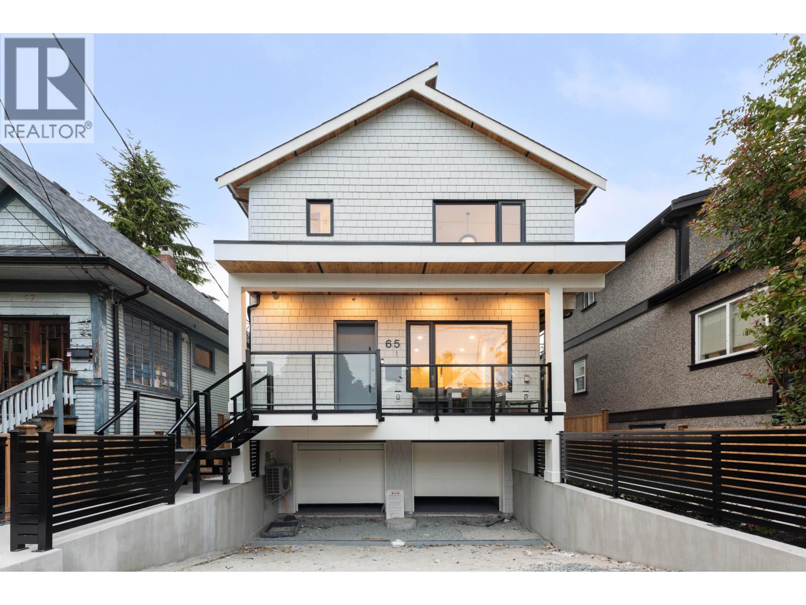 1 65 E King Edward Avenue, Vancouver, British Columbia