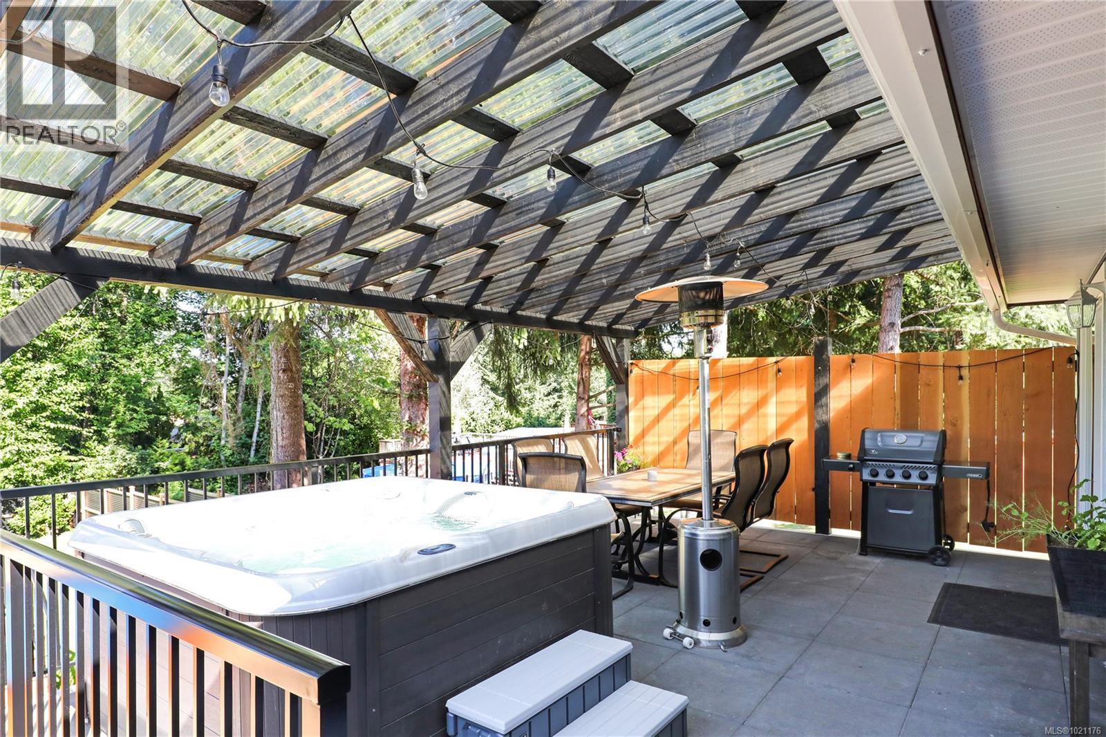 84 Leash Rd, Courtenay, British Columbia