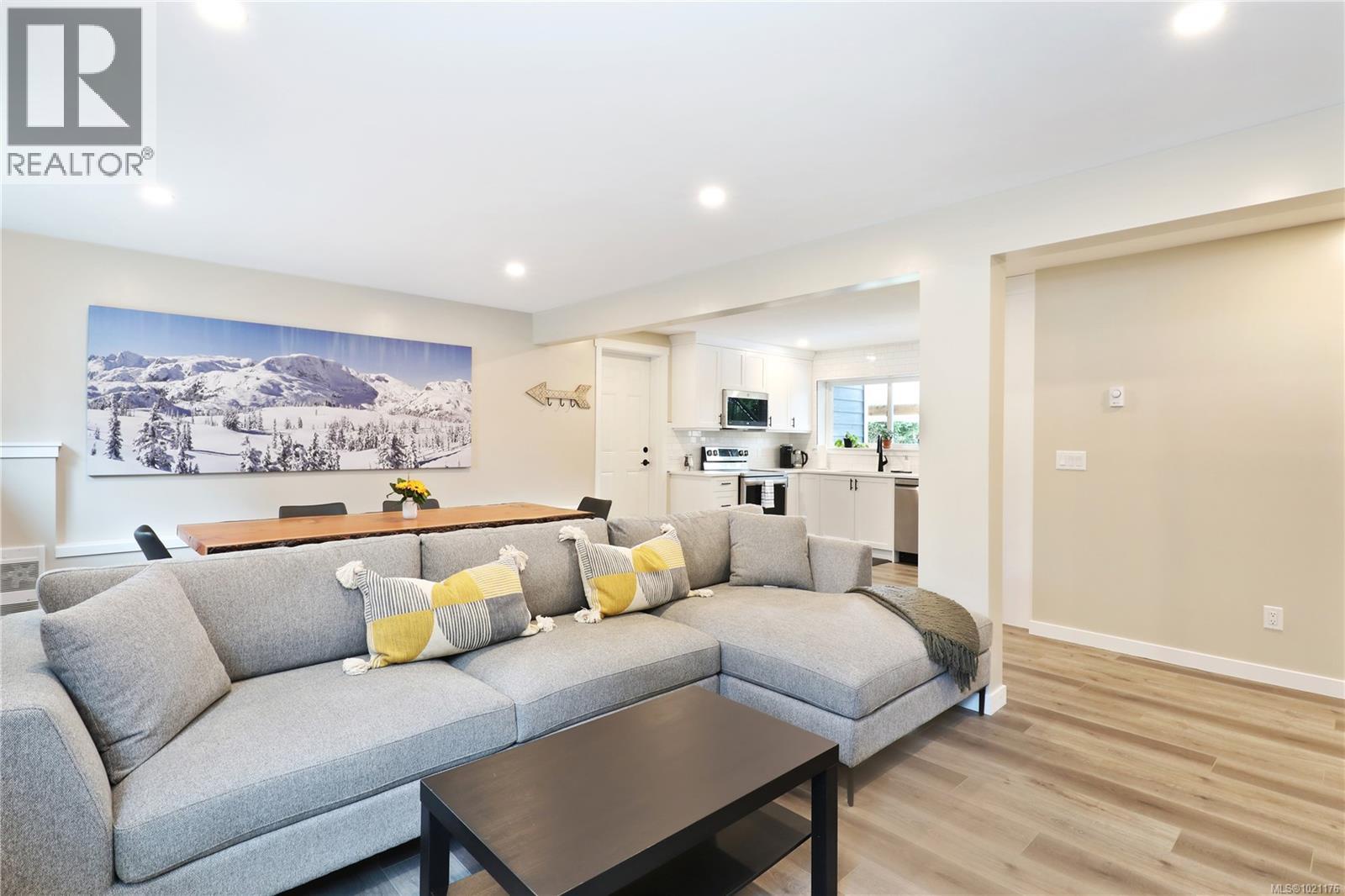 84 Leash Rd, Courtenay, British Columbia