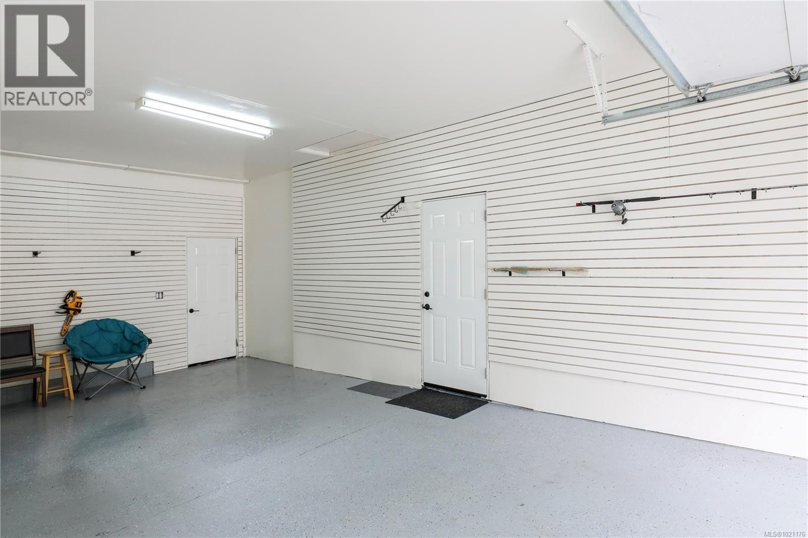 84 Leash Rd, Courtenay, British Columbia