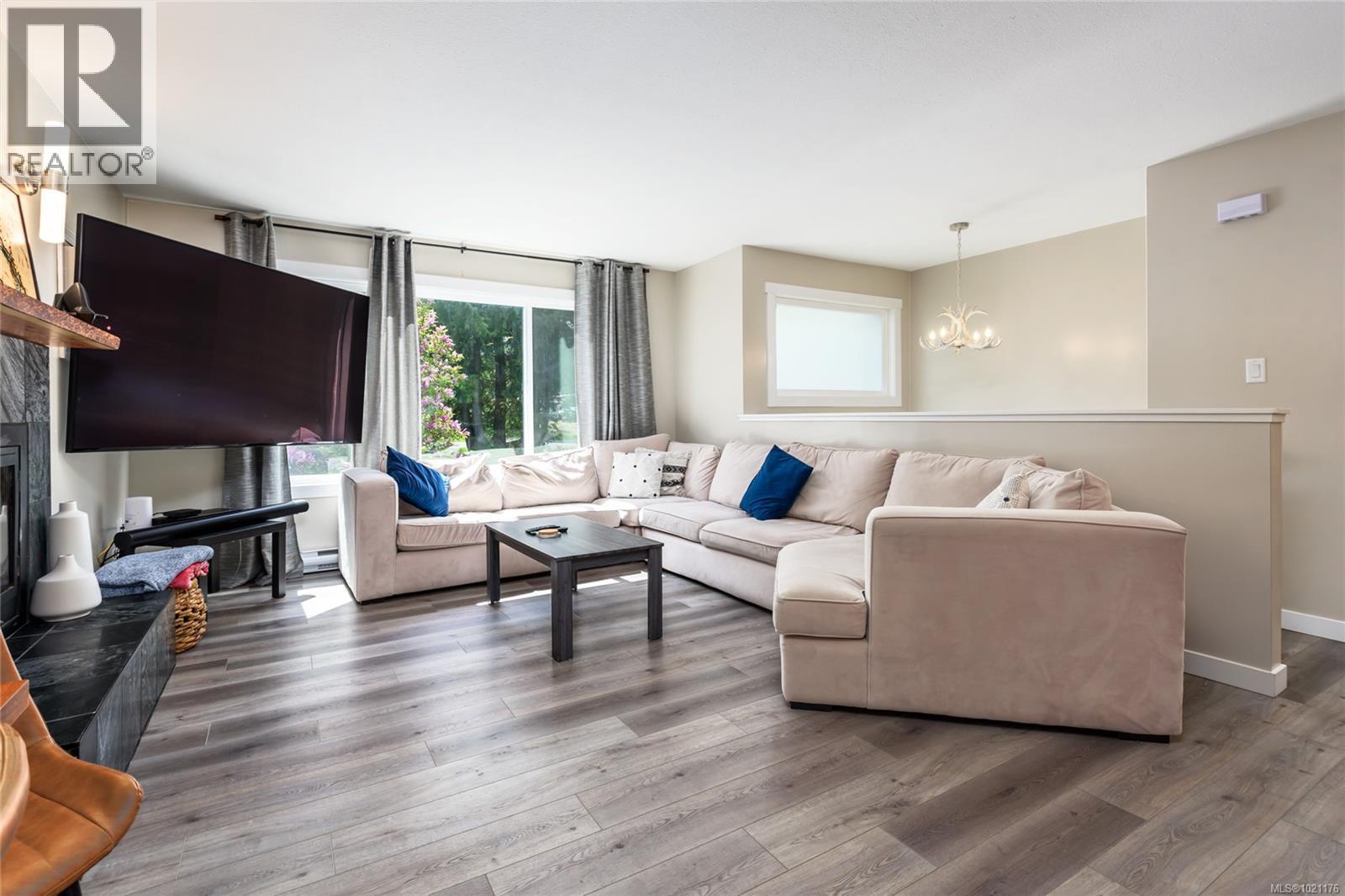 84 Leash Rd, Courtenay, British Columbia