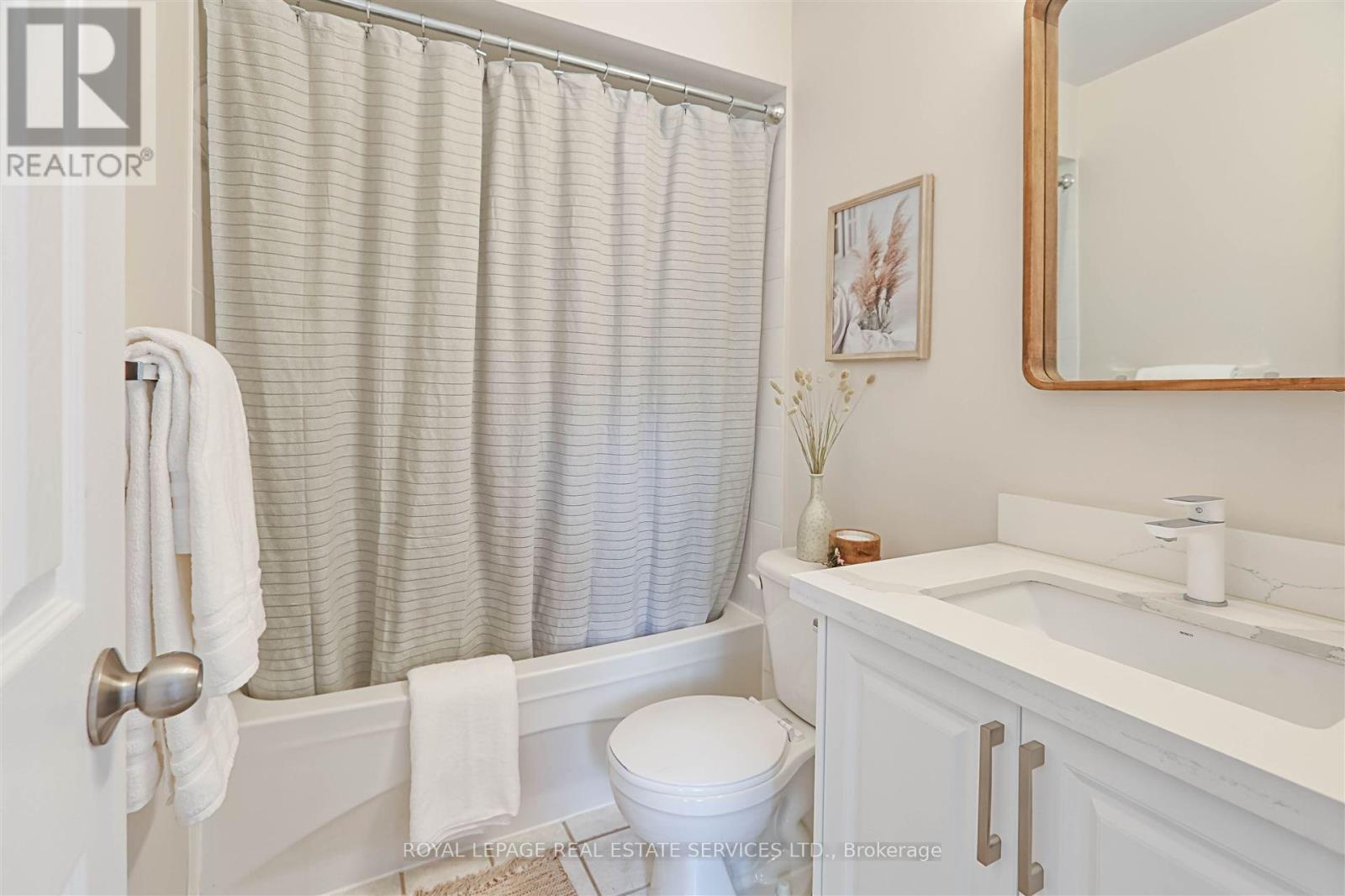 113 - 40 Merchant Lane, Toronto (dufferin Grove), Ontario