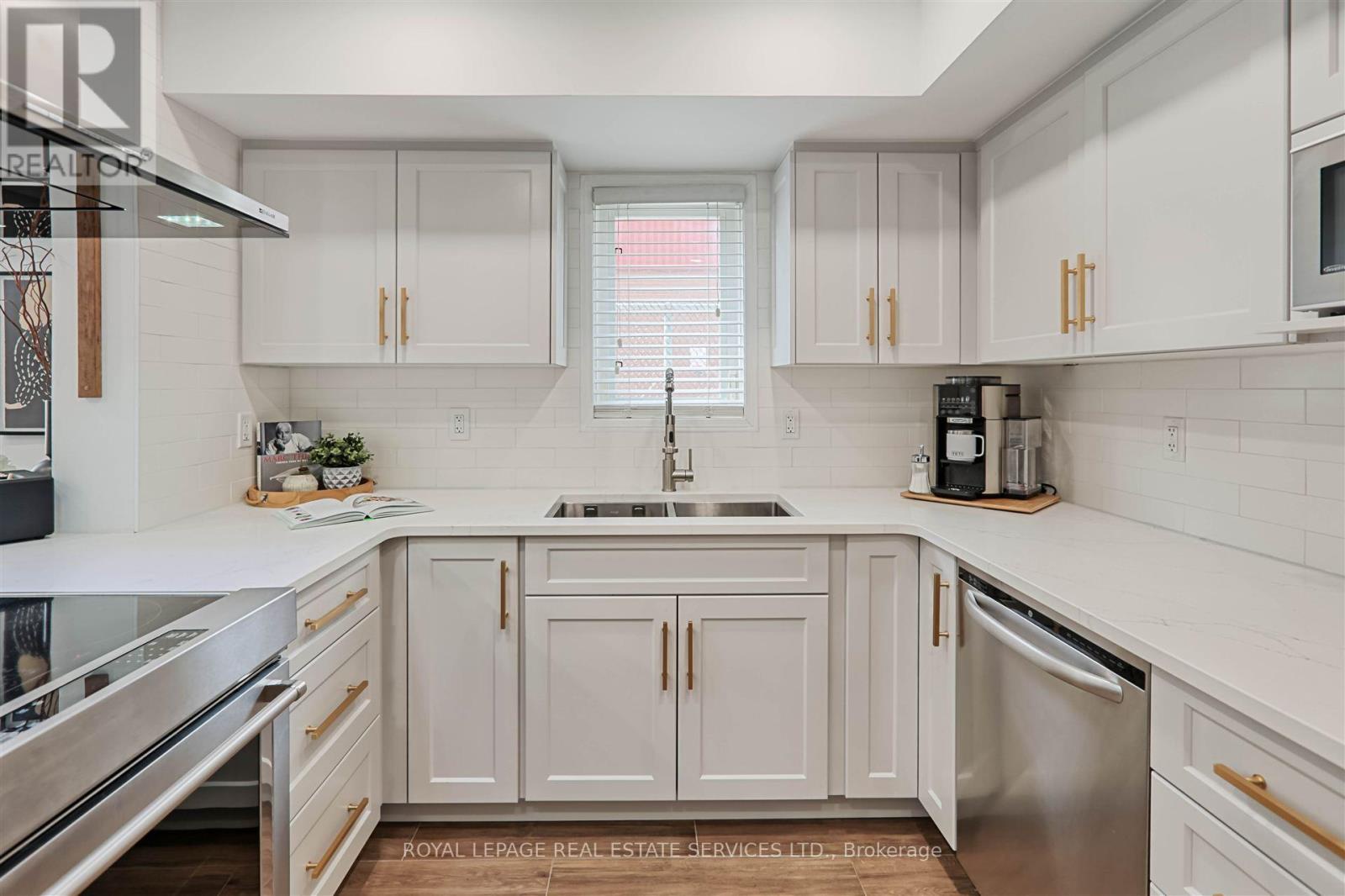 113 - 40 Merchant Lane, Toronto (dufferin Grove), Ontario