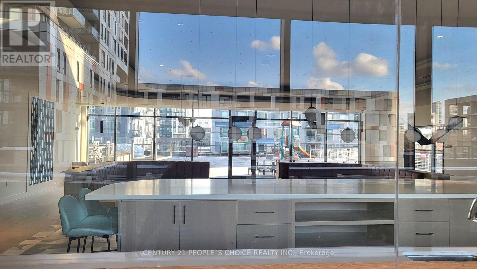 323 - 35 Tubman Avenue, Toronto (regent Park), Ontario