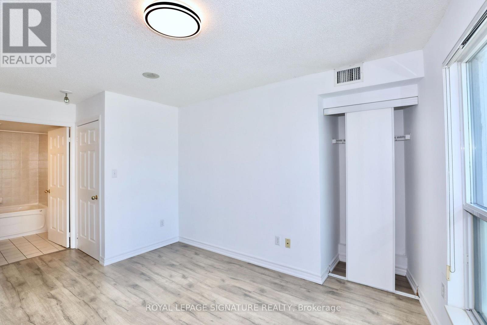 1116 - 7 Lorraine Drive, Toronto (willowdale West), Ontario