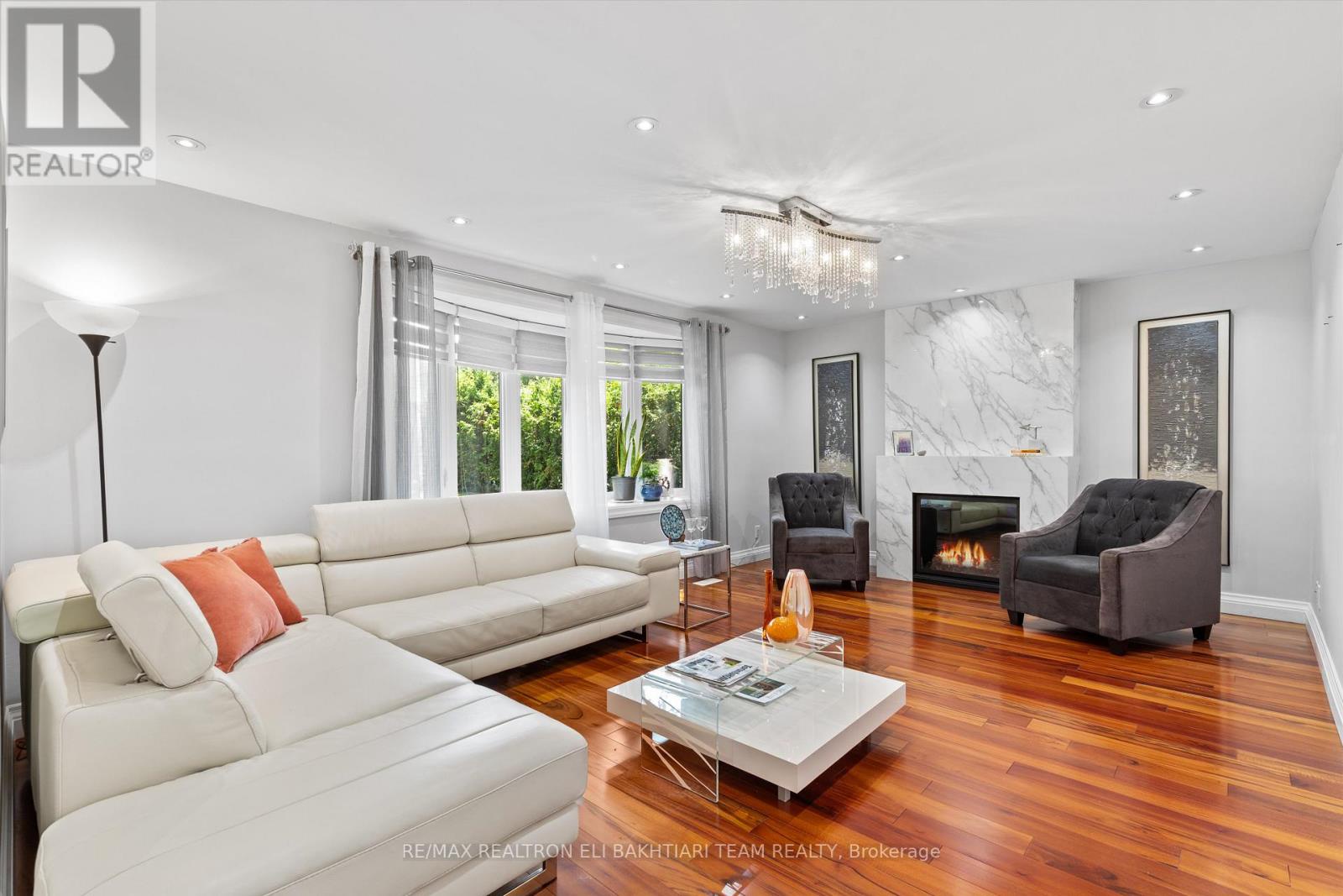 1 Donmac Drive, Toronto (banbury-don Mills), Ontario