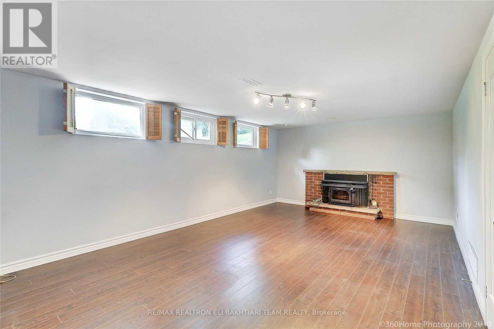 1 Donmac Drive, Toronto (banbury-don Mills), Ontario