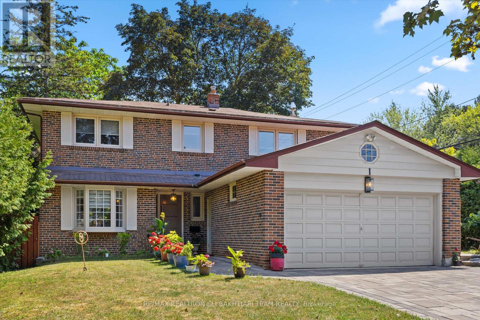 1 Donmac Drive, Toronto (banbury-don Mills), Ontario