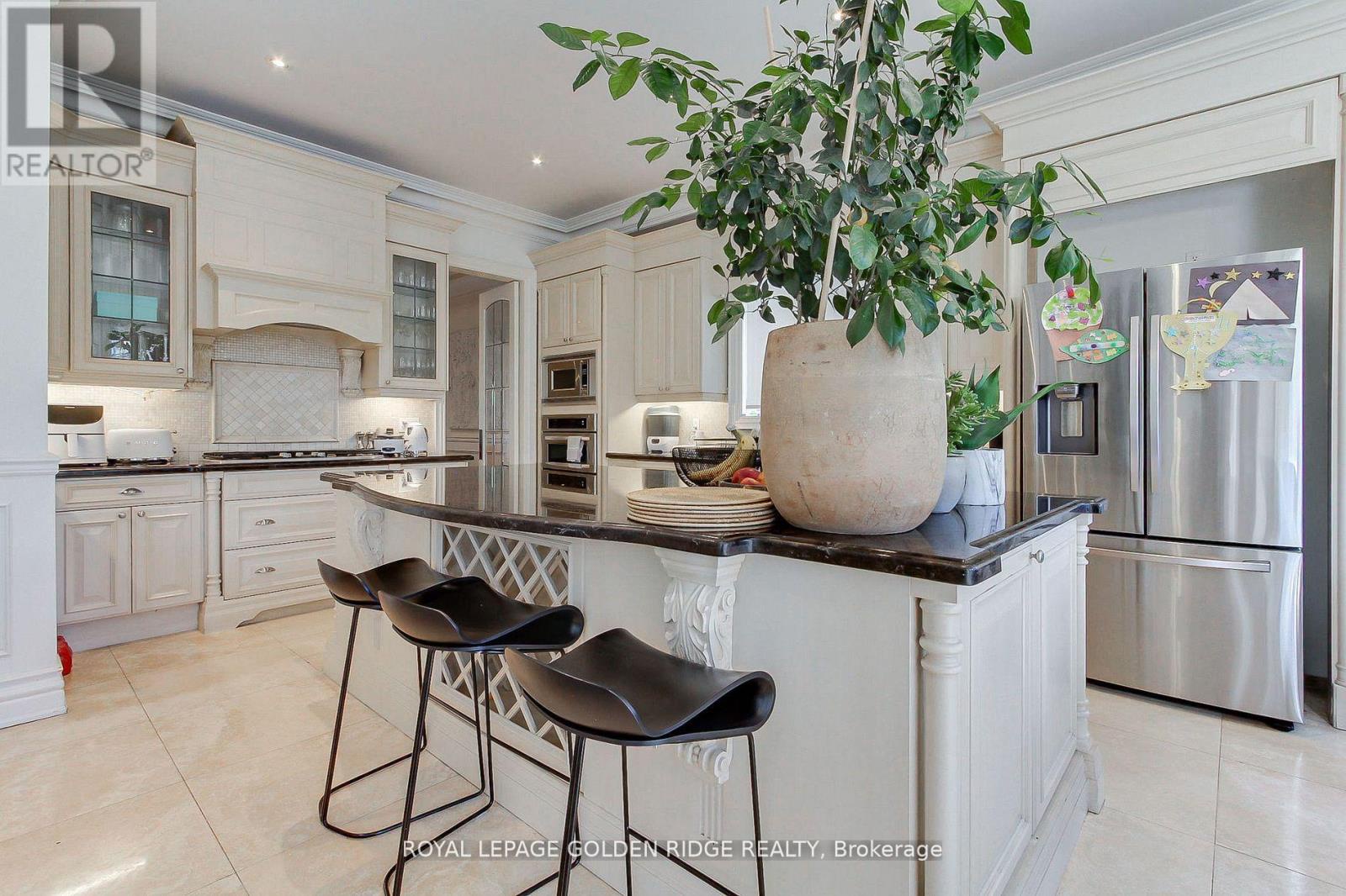 99 Bannockburn Avenue, Toronto (bedford Park-nortown), Ontario