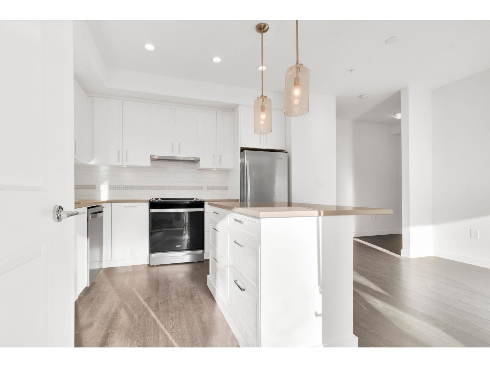 B108 20834 80 Avenue, Langley, British Columbia