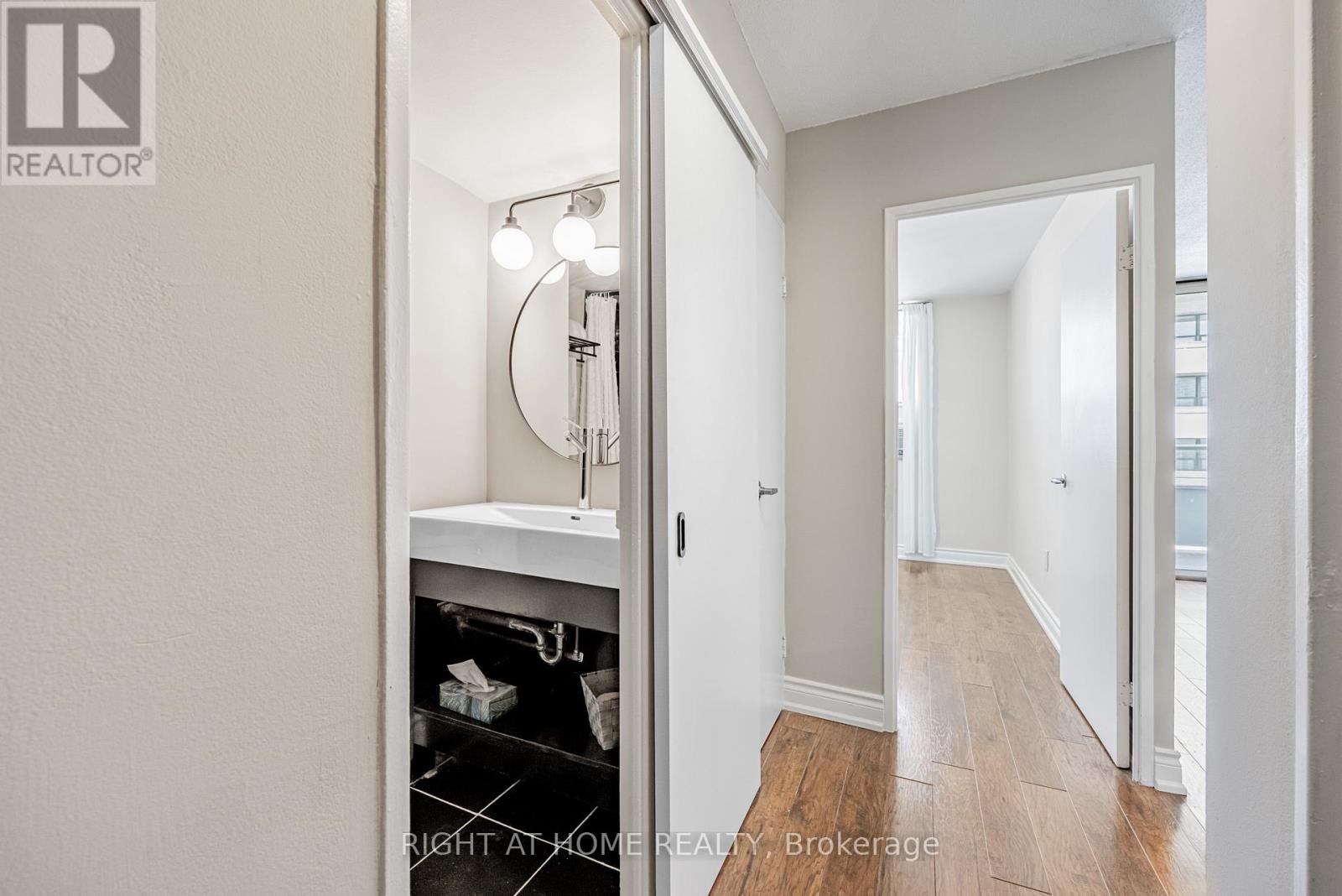 2109 - 30 Gloucester Street, Toronto (church-yonge Corridor), Ontario