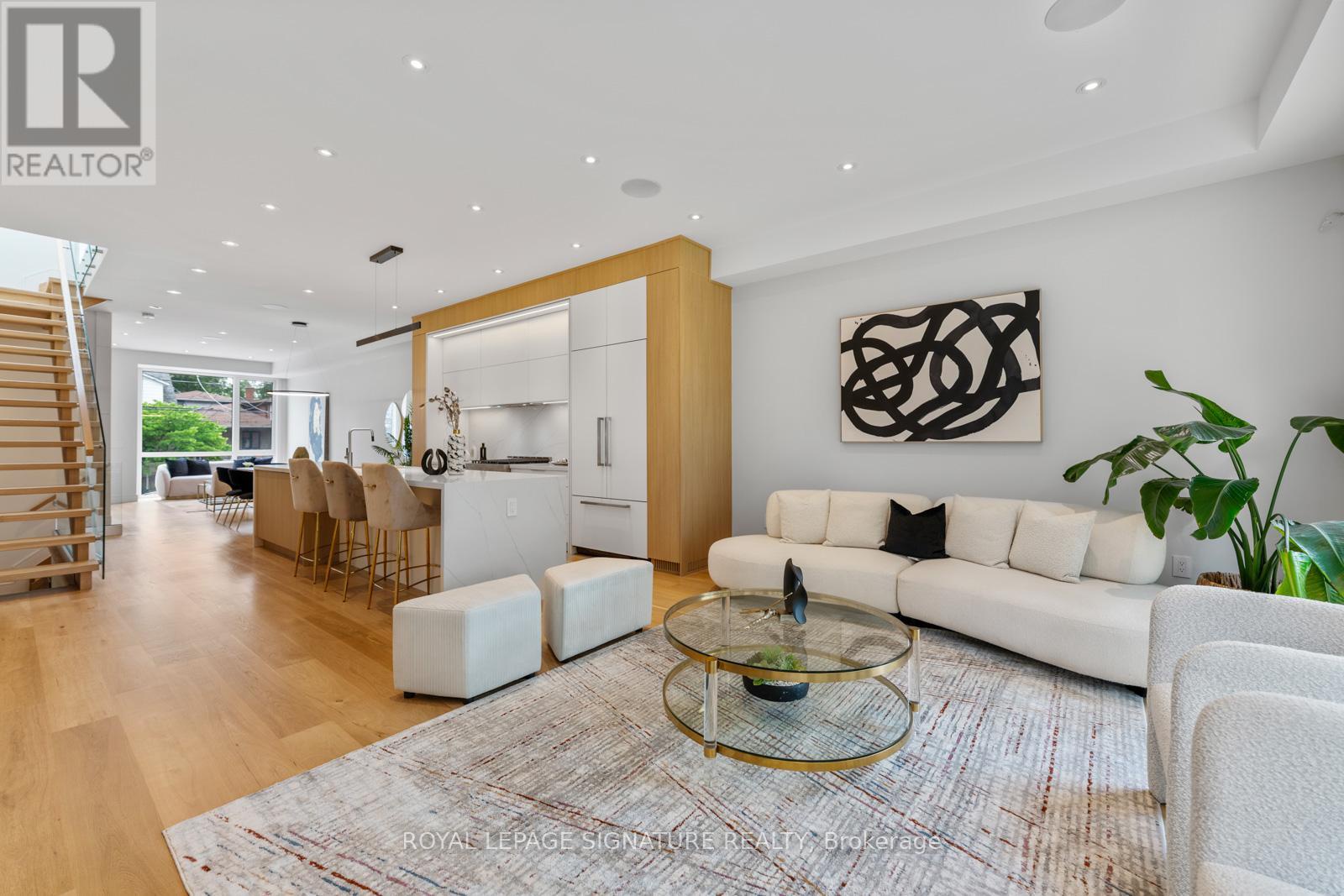 105 Gledhill Avenue, Toronto (woodbine-lumsden), Ontario