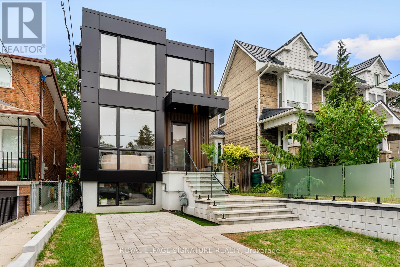 105 Gledhill Avenue, Toronto (woodbine-lumsden), Ontario