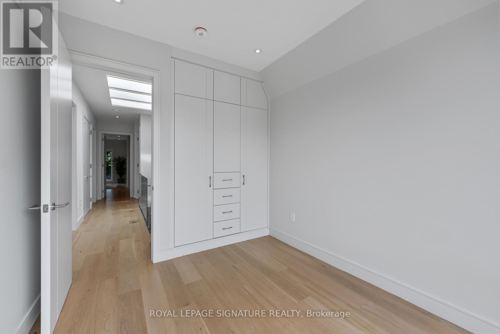 105 Gledhill Avenue, Toronto (woodbine-lumsden), Ontario