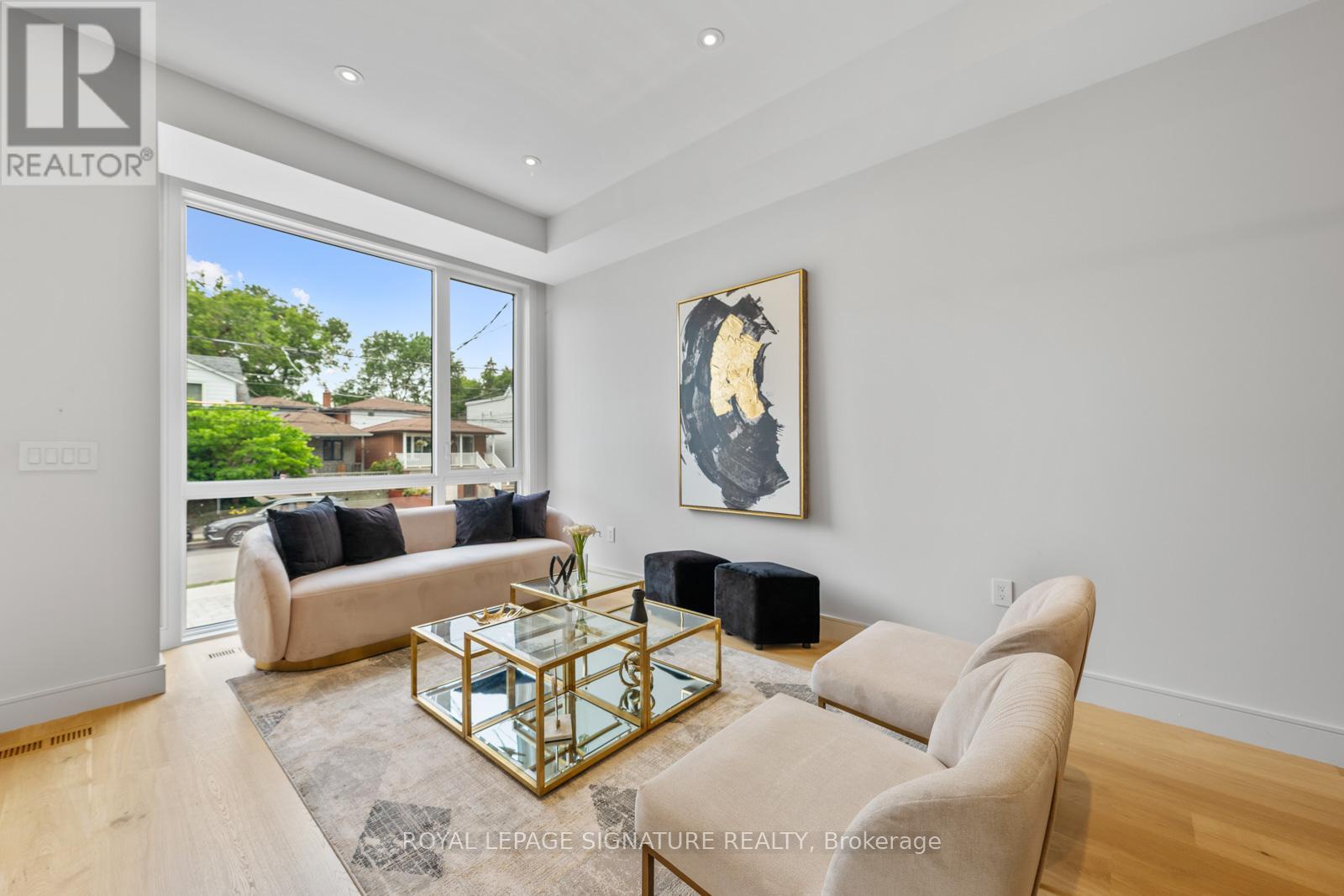 105 Gledhill Avenue, Toronto (woodbine-lumsden), Ontario