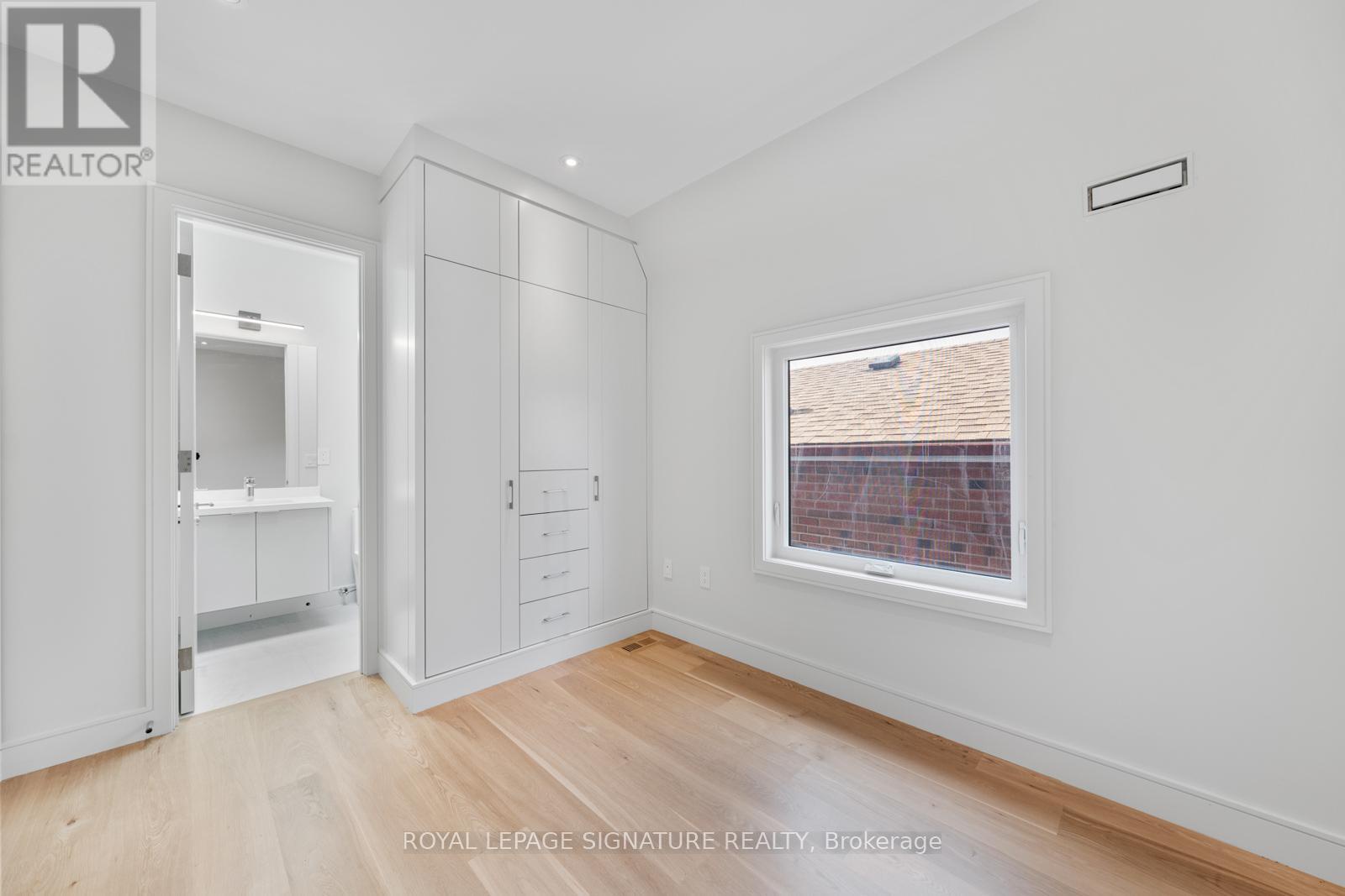 105 Gledhill Avenue, Toronto (woodbine-lumsden), Ontario