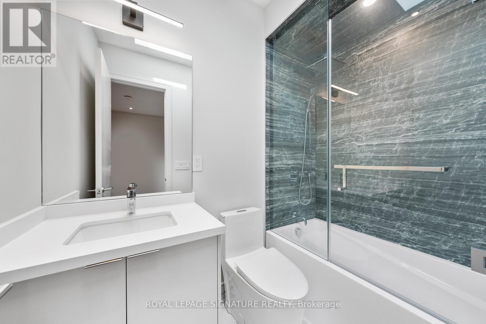 105 Gledhill Avenue, Toronto (woodbine-lumsden), Ontario