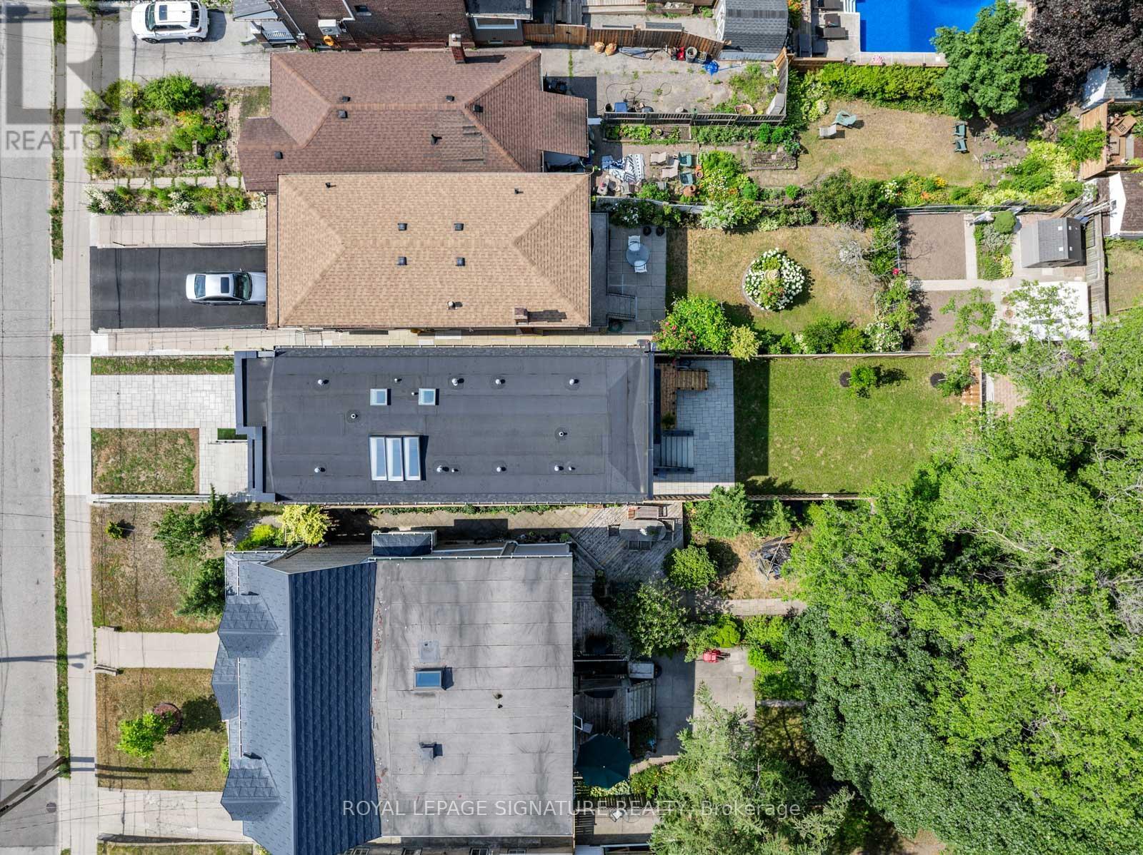 105 Gledhill Avenue, Toronto (woodbine-lumsden), Ontario