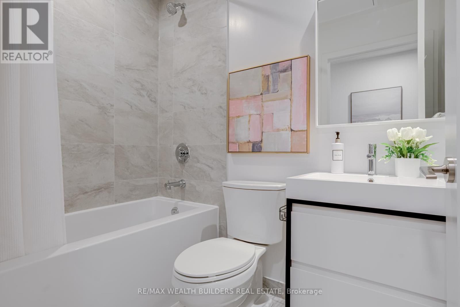 444 - 150 Logan Avenue, Toronto (south Riverdale), Ontario