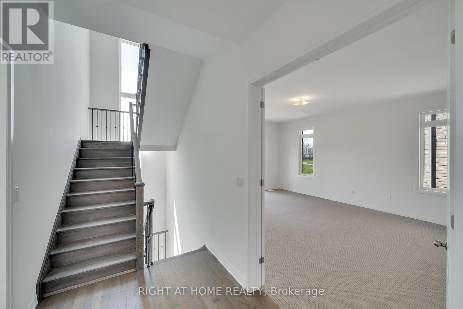 2 Yacht Drive, Clarington (bowmanville), Ontario