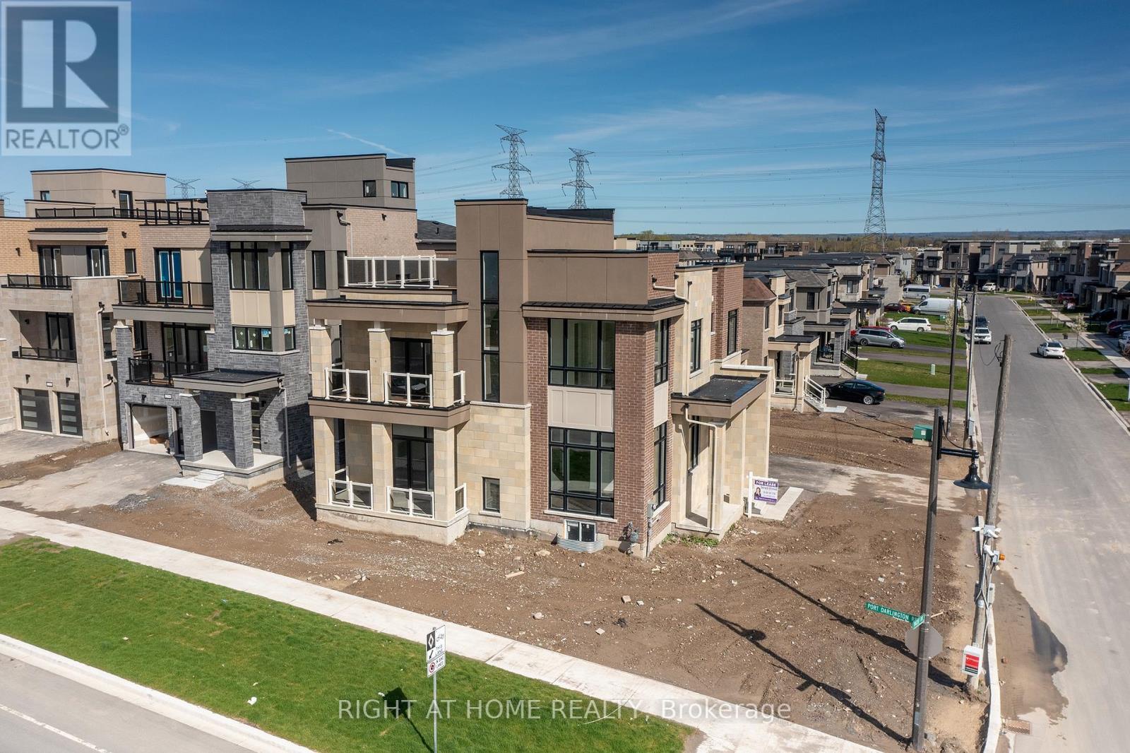 2 Yacht Drive, Clarington (bowmanville), Ontario