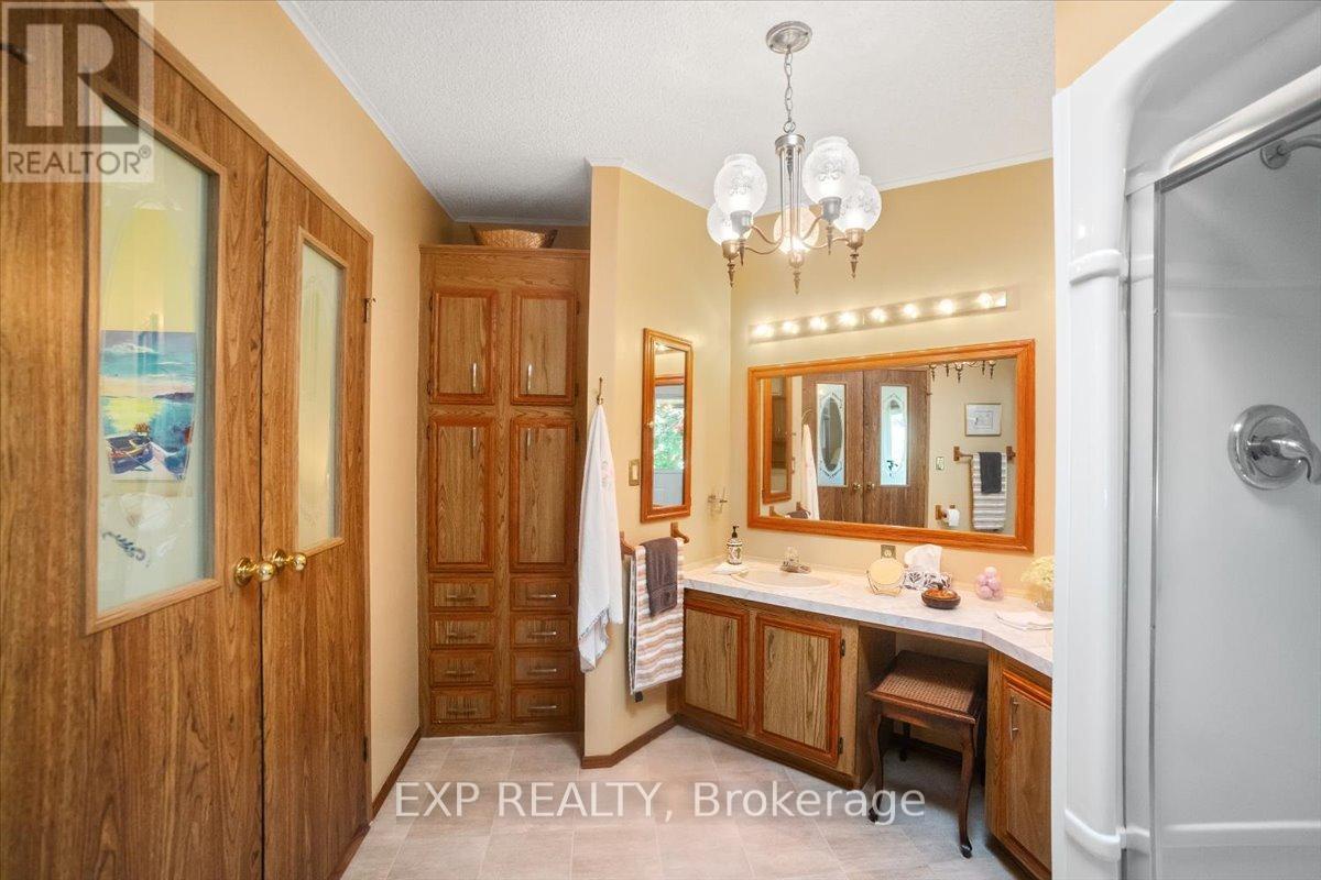 36 Juno Crescent, Georgina (sutton & Jackson's Point), Ontario