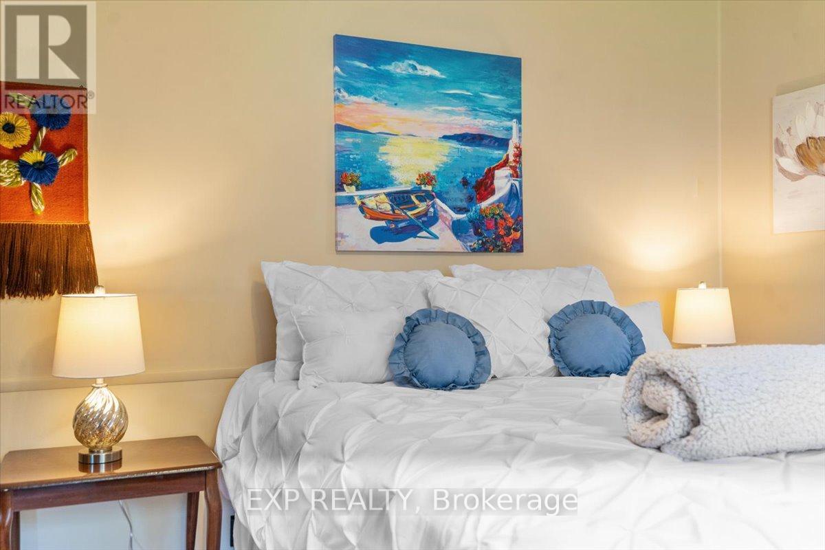 36 Juno Crescent, Georgina (sutton & Jackson's Point), Ontario