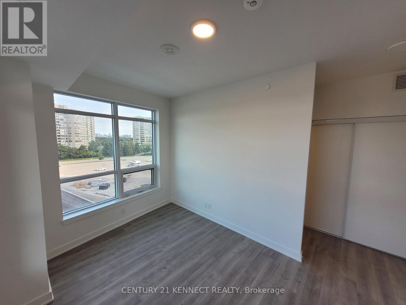 B-432 - 50 Upper Mall Way, Vaughan (brownridge), Ontario